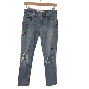 Gap Women's Best Girlfriend Jeans Size 24 Floral 90s Embroidery Light Wash Denim